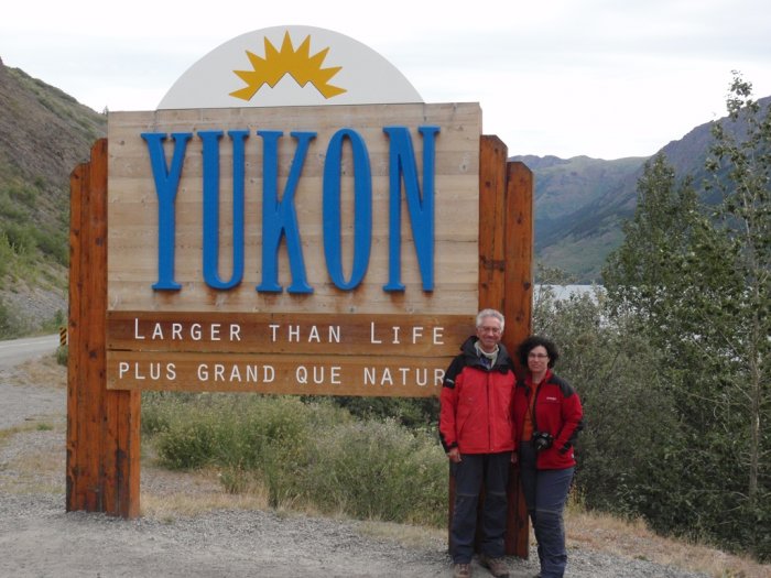 2010 - En la entrada del Yukon